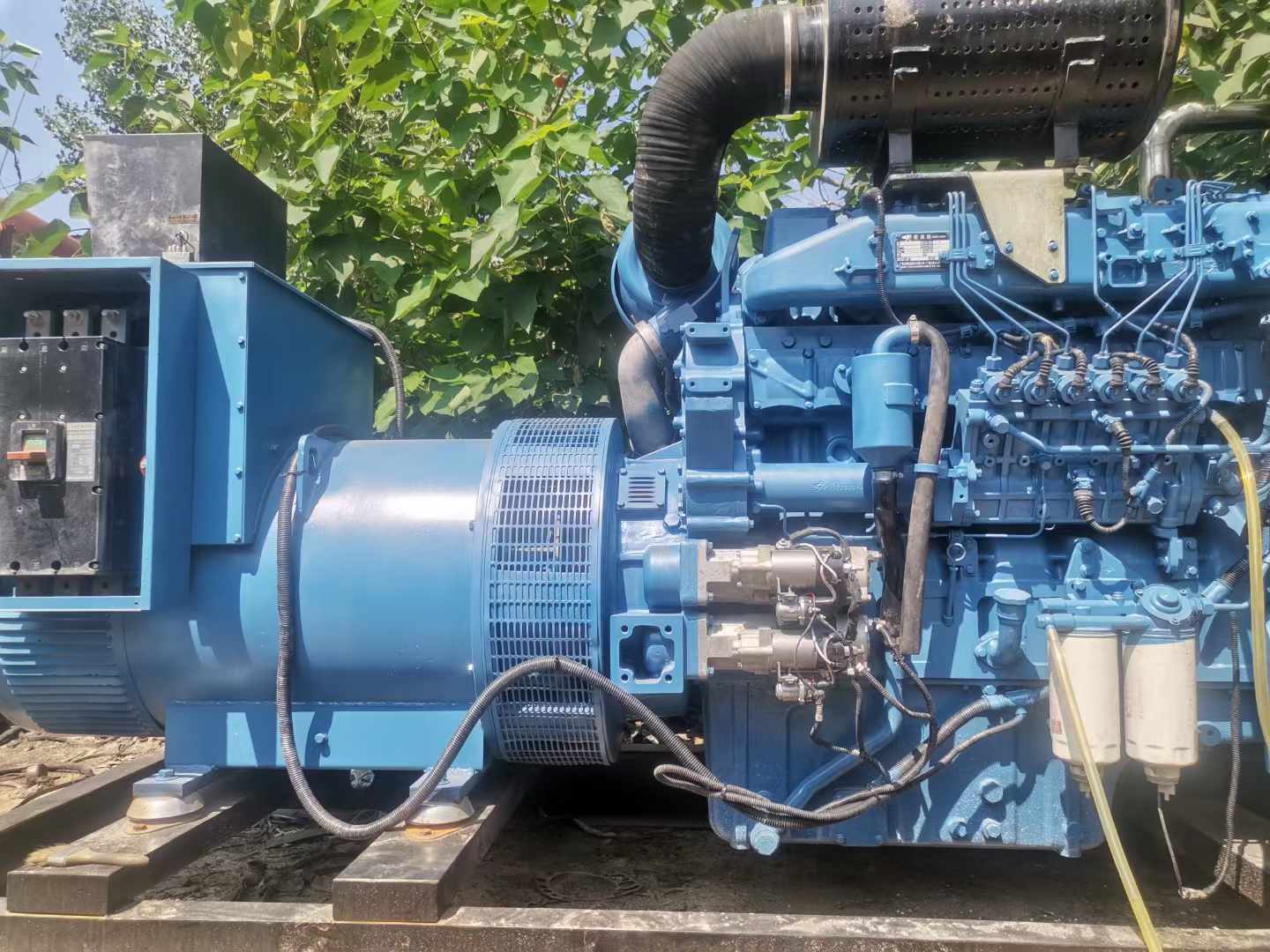 汉中详细说明降低 800kW 柴油发电机输出电流波动的方法