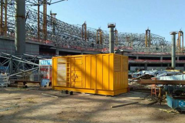 汉中发电机出租如何判断空气滤清器是否需要更换？